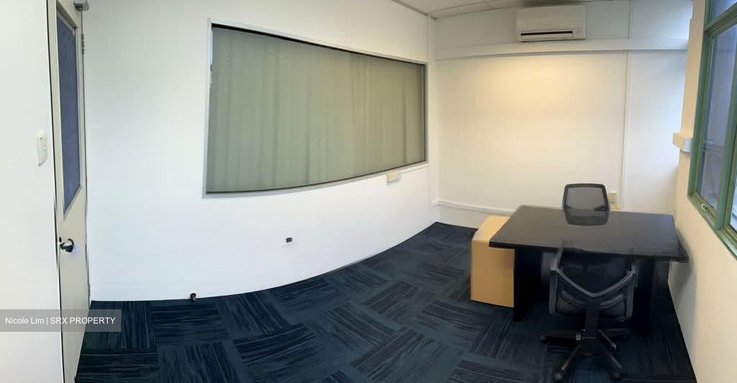Shun Li Industrial Park (D14), Office #537372441